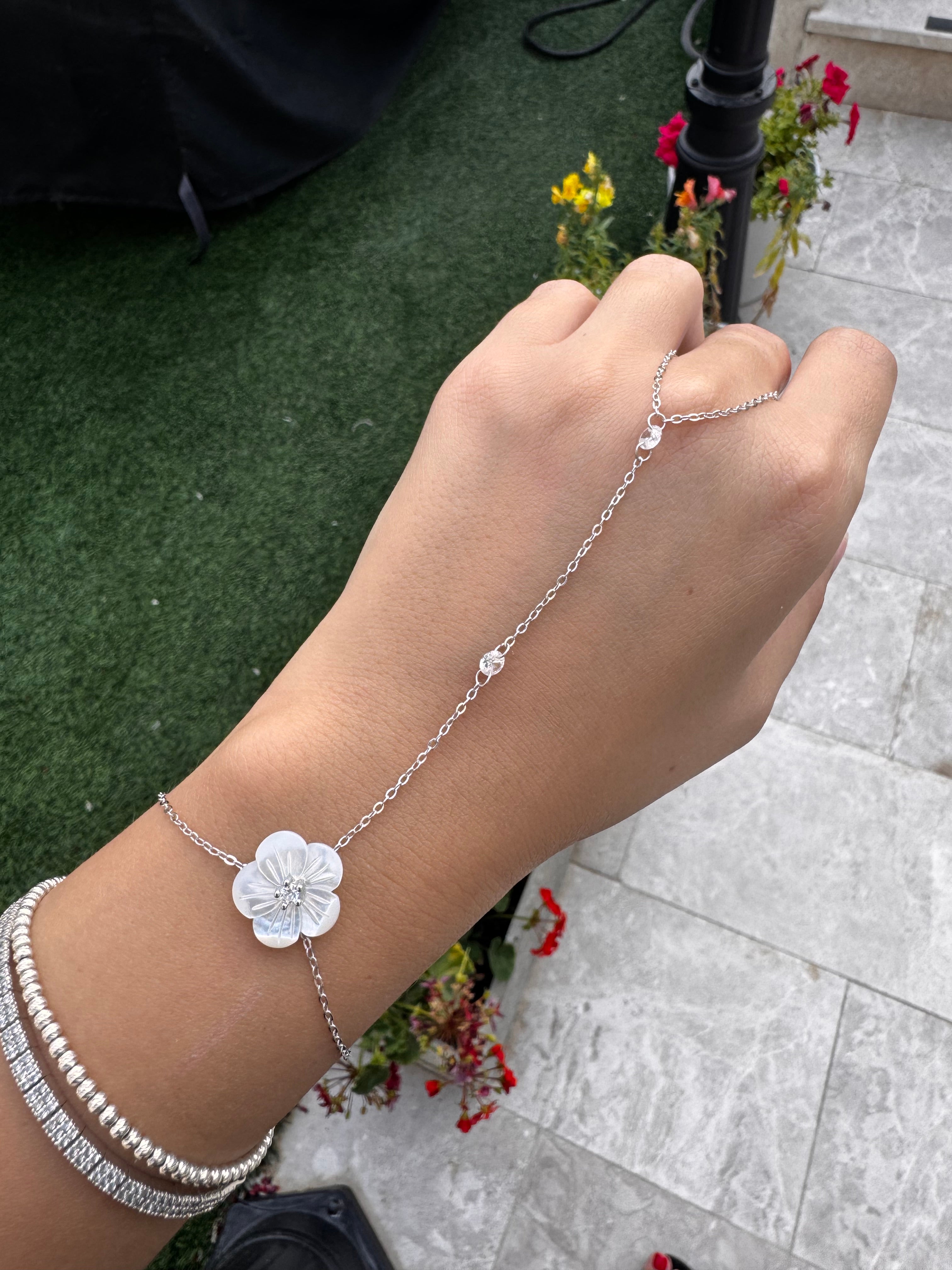 Hand Chain with Shell Flower.