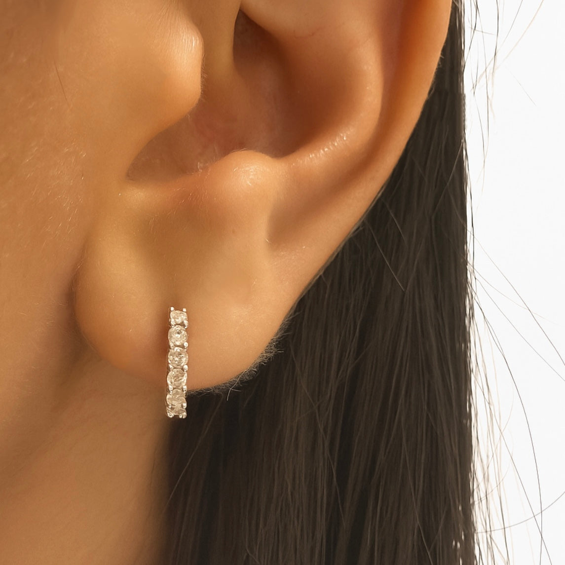 Small Hoop Earrings with Sparkling Zirconia.