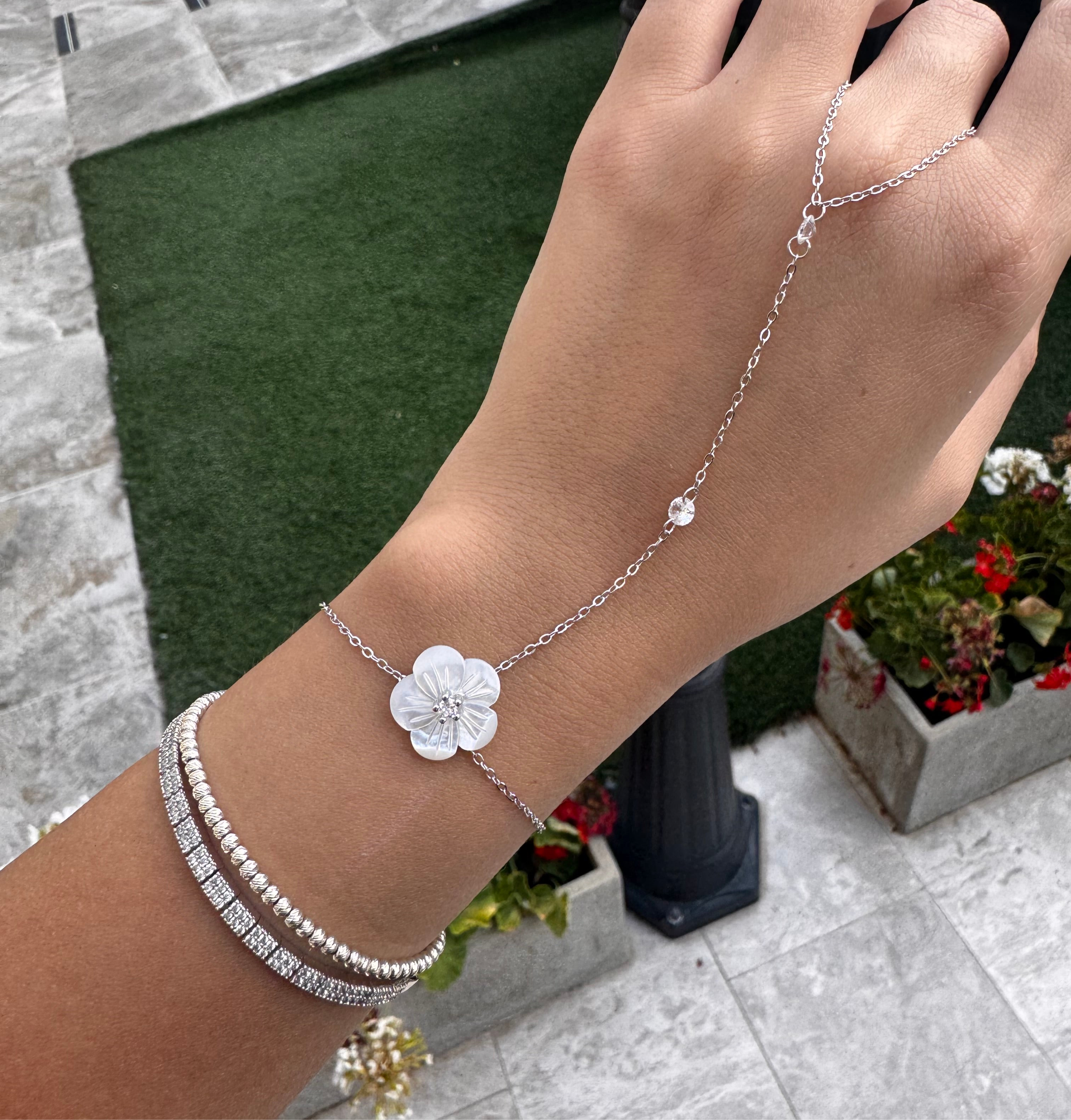 Hand Chain with Shell Flower.