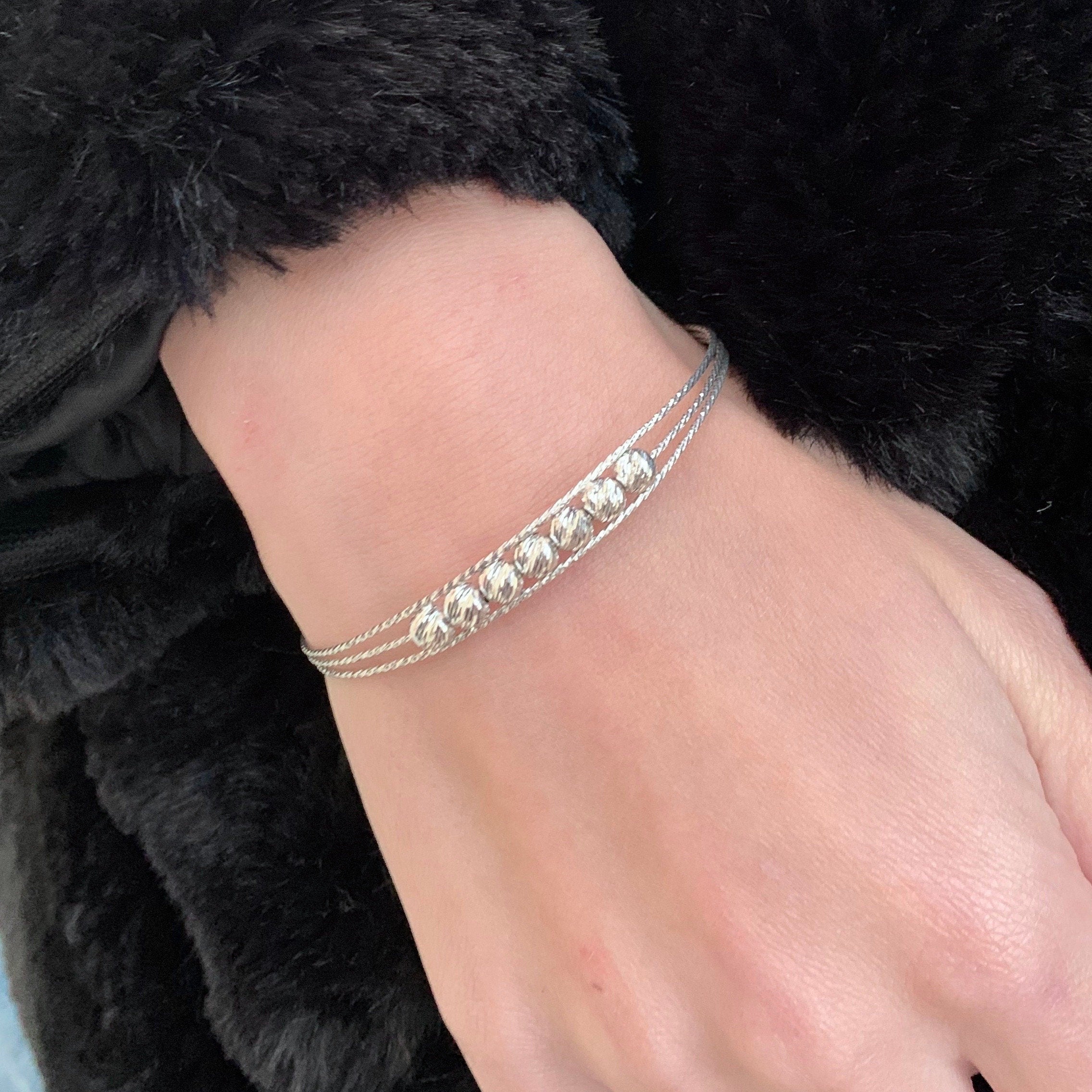 Hard bracelet diamond cut beads