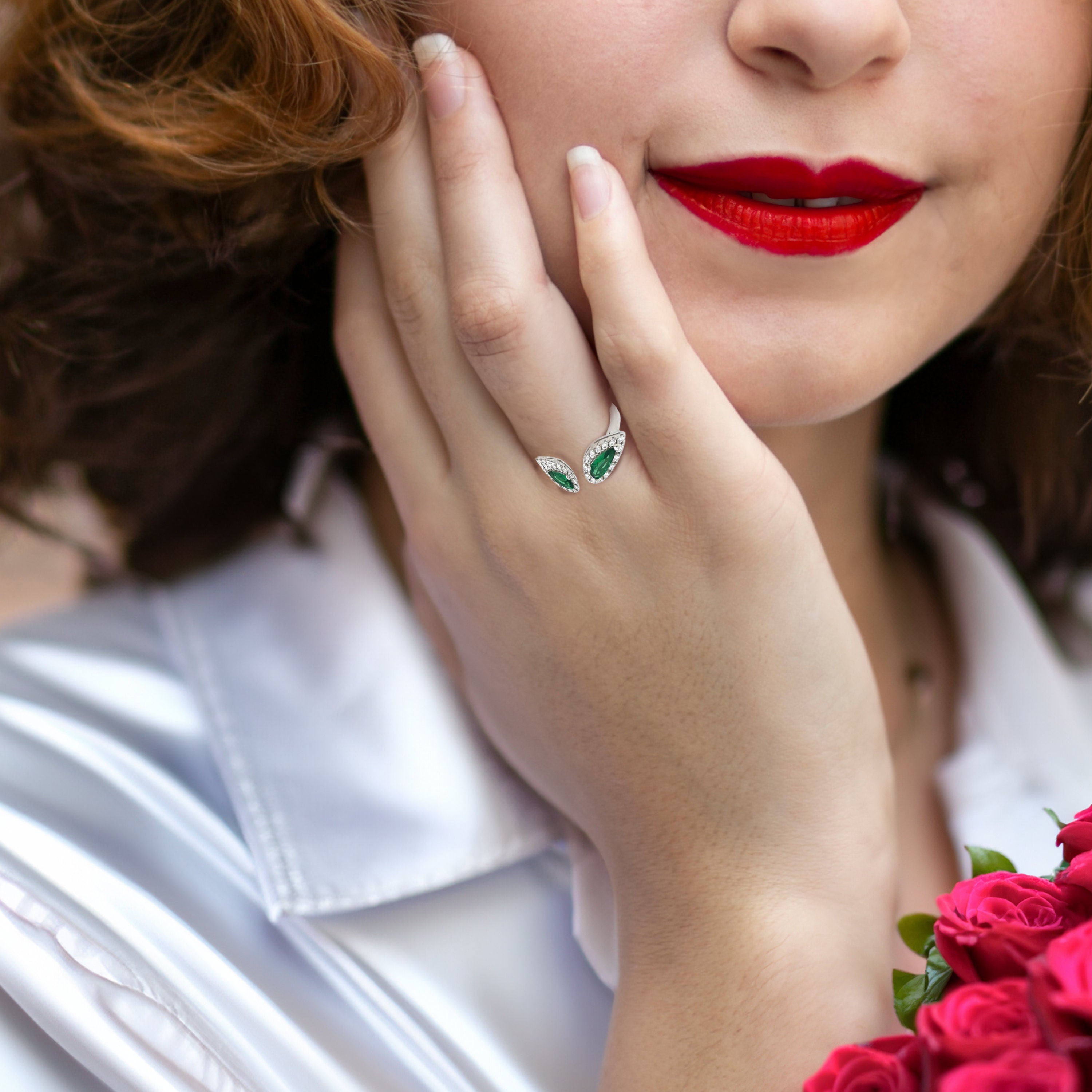 Ring with a green gemstone