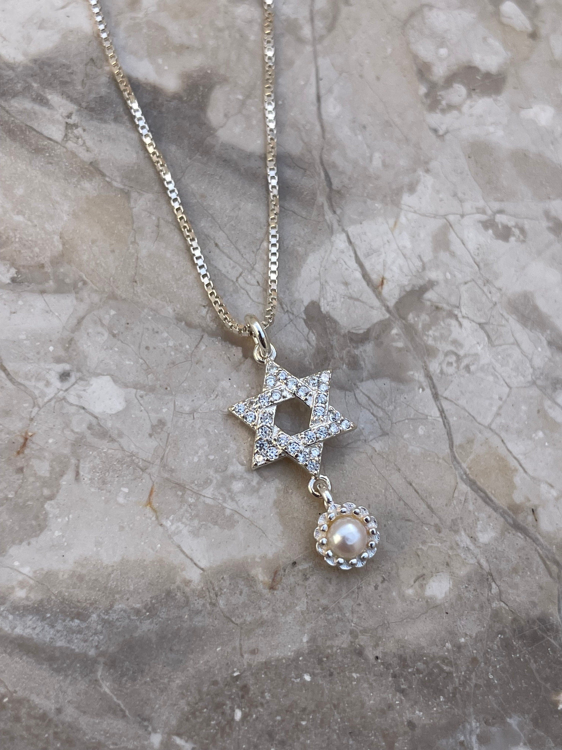 Magen David&pearl necklace