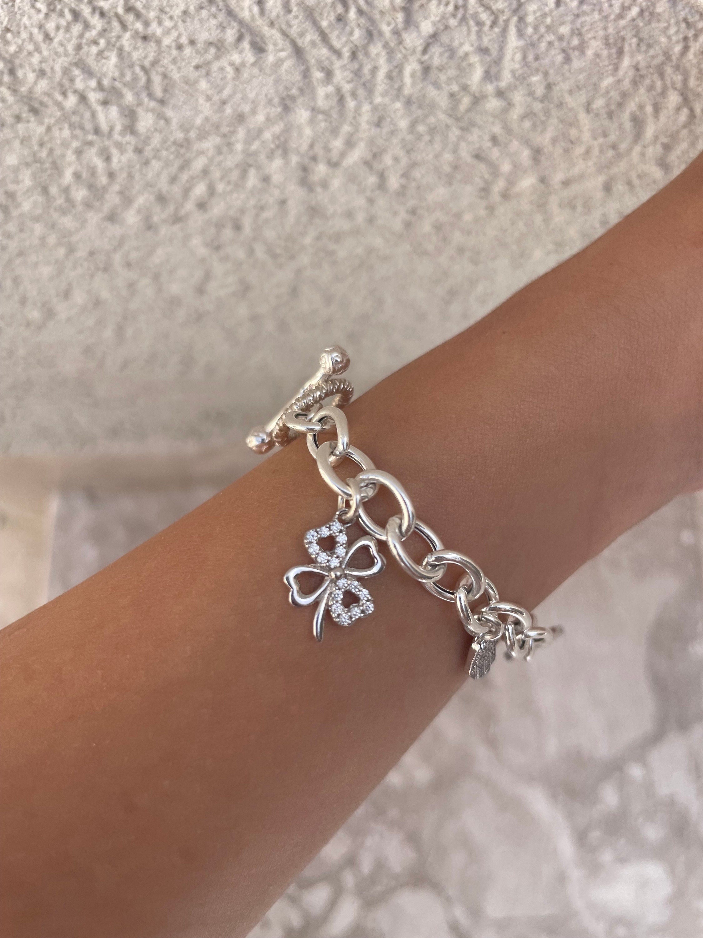 Israeli pendant bracelet